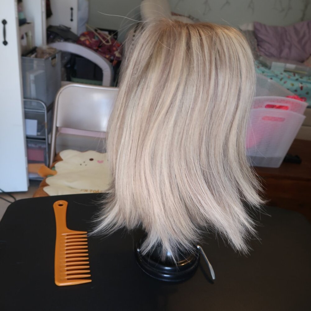 LeBeauty Human Hair Wig - Unrooted Blonde - Picture 6 of 16
